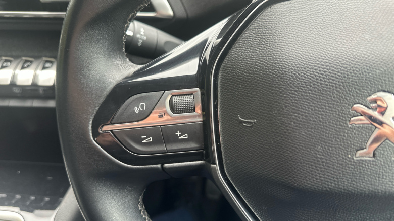 Peugeot 3008 1.2 PureTech Allure 5dr Petrol Estate